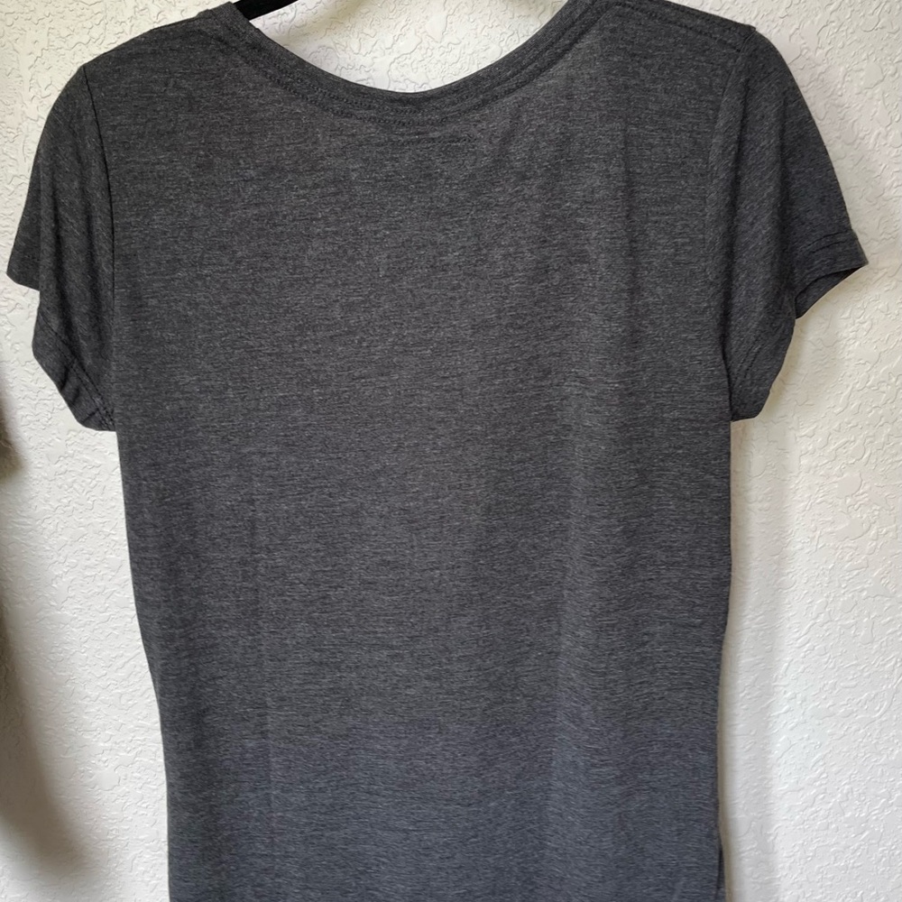 Cariloha Women's Bamboo Palm Graphic Tee - Picture 2 of 4